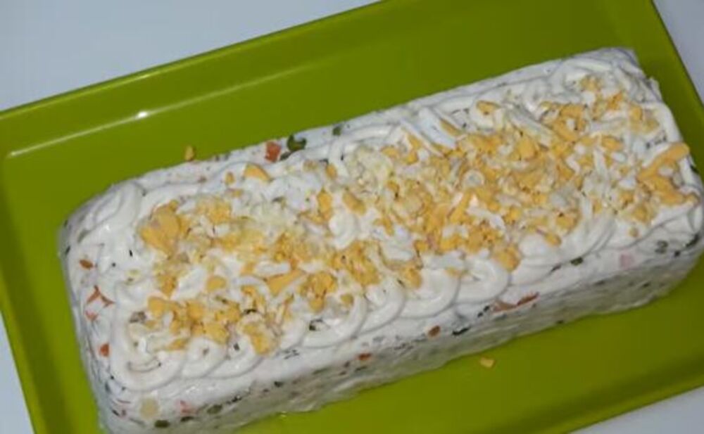 Rolat sa ruskom salatom