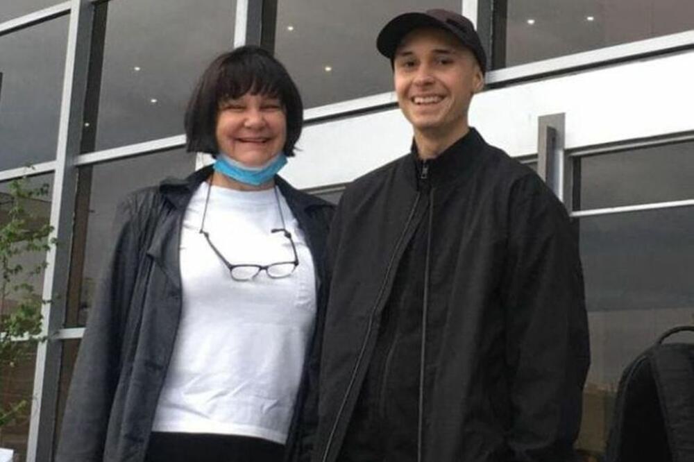 MAMA VIKTORIJA JE SAHRANILA SVOG DUŠANA PA SE OBRATILA SVIM MAJKAMA: "Volite svoju decu više, pričajte sa njima"