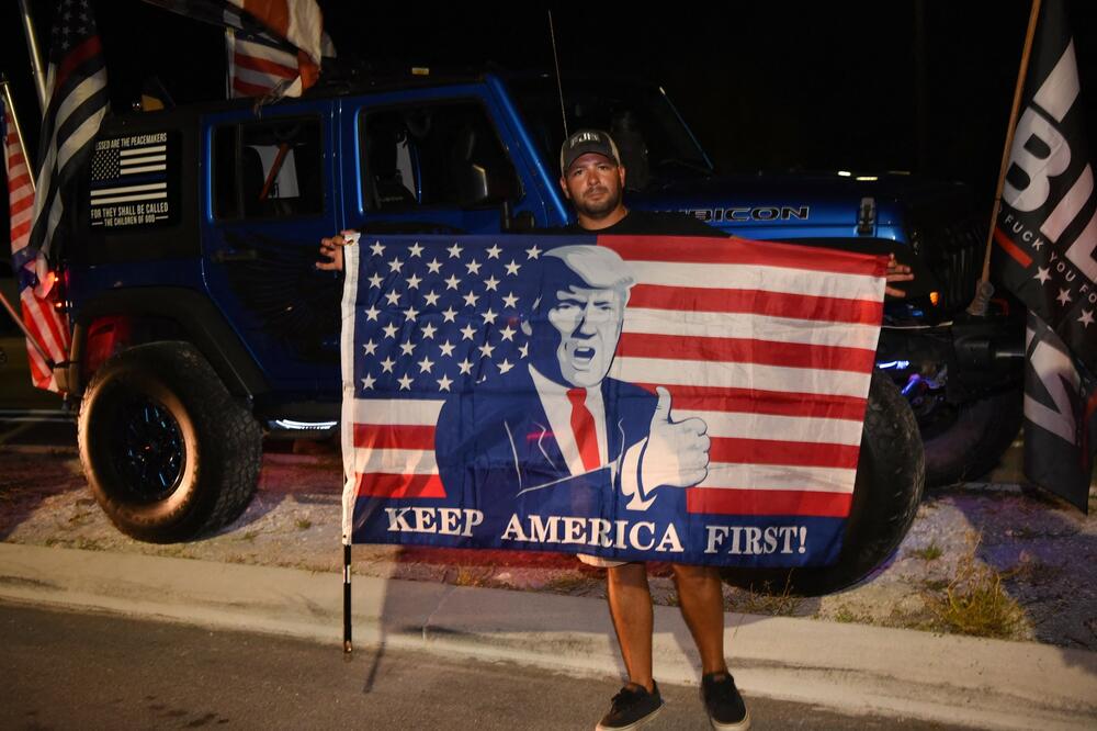 ŠTA JE FBI TRAŽIO U TRAMPOVOJ KUĆI? Suočen sa nizom optužbi, a IMUNITET?