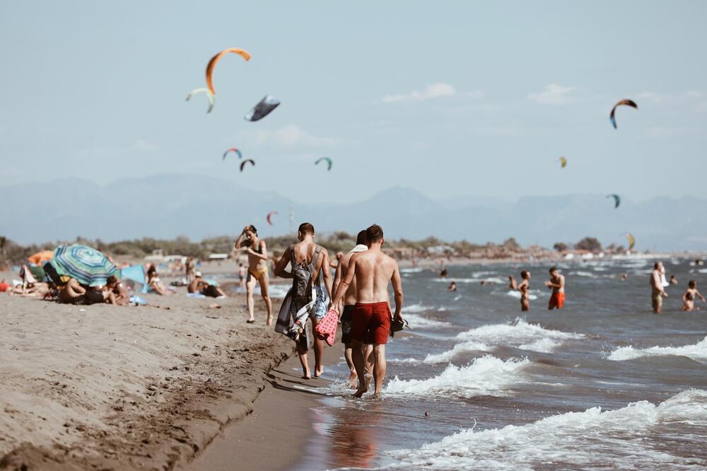 ISPRAVKA: Ulaz posetiocima na Adi Bojani se ne naplaćuje