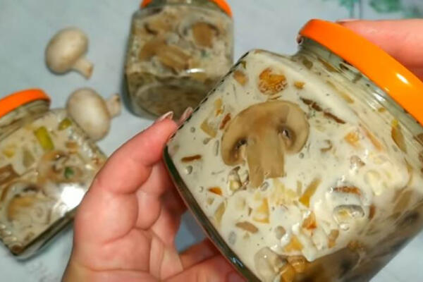 RUSKA ZIMNICA OD PEČURAKA I TIKVICA NA SRPSKI NAČIN: Ovakvu do sada niste probali (RECEPT)