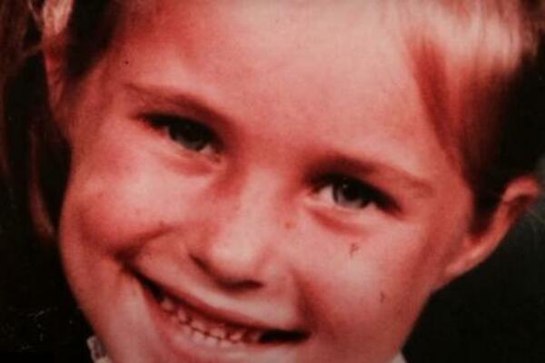 VIDELA SVOJE LICE NA KUTIJI MLEKA PA OTKRILA JEZIVU ISTINU: To joj je uradila ROĐENA MAJKA