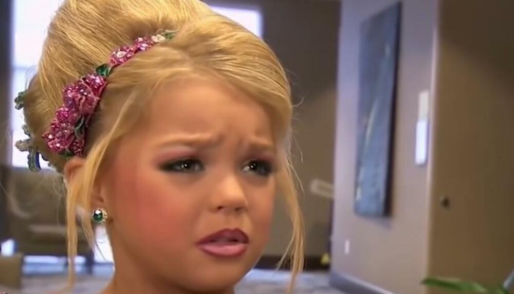 Devojčice i dijademe