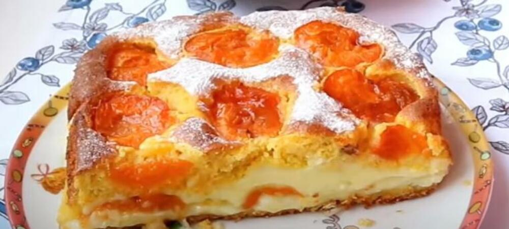 Kolač od kajsija, Kolač, Kajsije