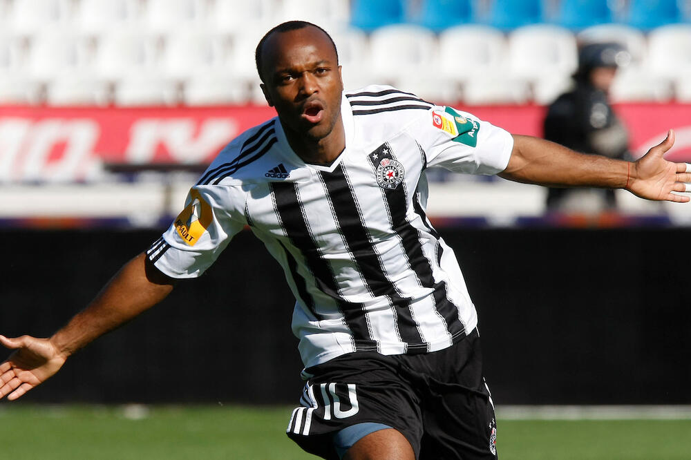 NA DANAŠNJI DAN NAJŠOKANTNIJA ZAVRŠNICA DERBIJA! Zvezda već počela da se raduje, a onda se ukazao Moreira! (VIDEO)