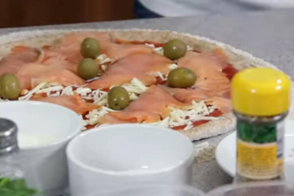 OVAKO IZGLEDA NAJSKUPLJA PICA NA SVETU: Naježićete se kad vidite šta sve IMA NA SEBI! (VIDEO)