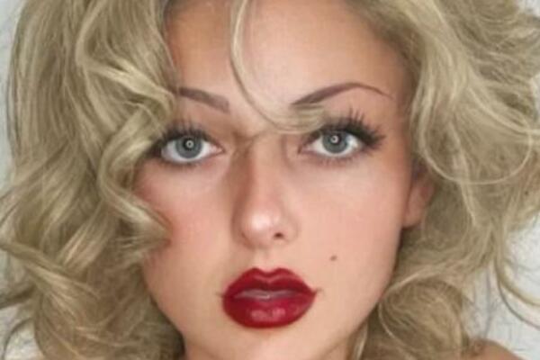 OVA ŽENA JE UBEĐENA DA JE MERLIN MONRO! Sada joj prete SMRĆU, i to zbog ovoga (FOTO)