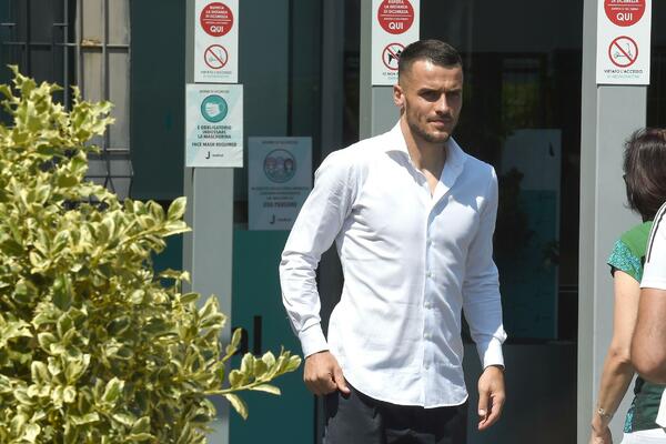 KAKVA PRILIKA ZA KOSTIĆA: Filip može da uradi nešto što pre njega nisu mogli ni Vidić, Stanković i Ivanović...