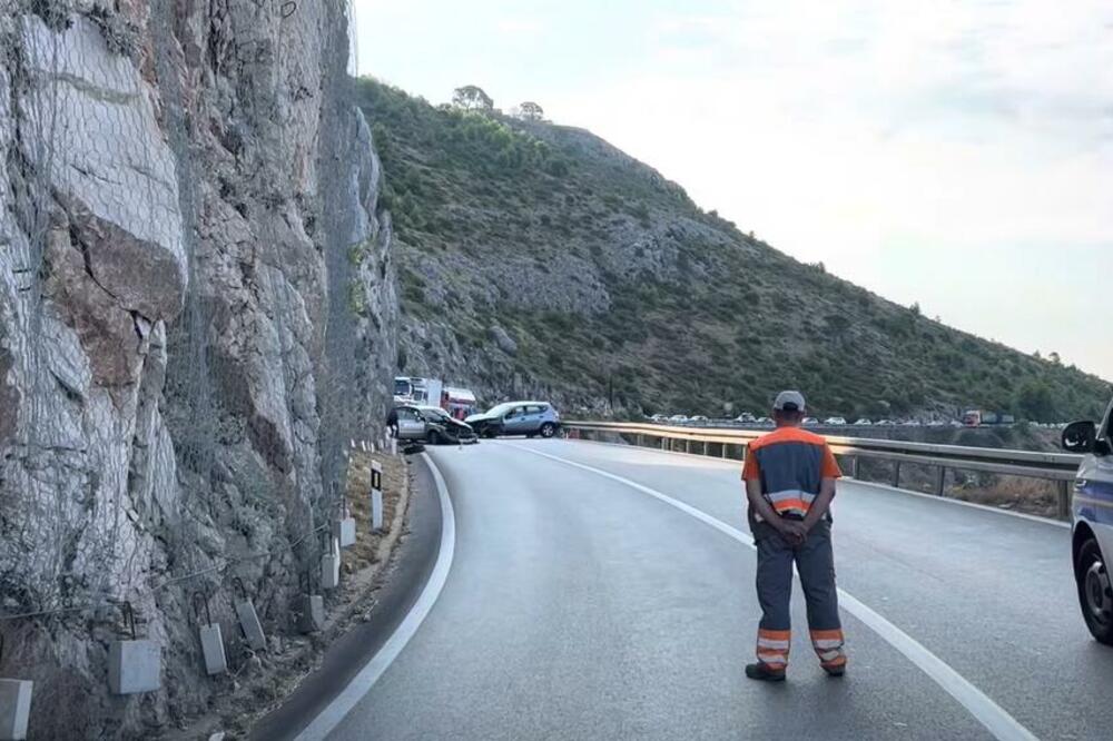 TEŽAK SUDAR KOD DUBROVNIKA! Ima POVREĐENIH (VIDEO)
