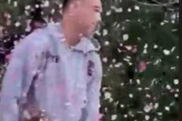 SNIMLJENA REAKCIJA OCA KADA SAZNAJE DA DOBIJA TREĆU ĆERKU: Razbesneo sve odreda (VIDEO)