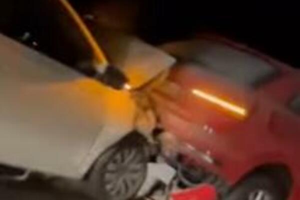 LANČANI SUDAR NA AUTOPUTU MILOŠ VELIKI: Stradala 3 vozila (VIDEO)