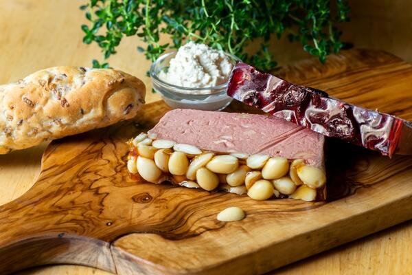 ČESTO OVU NAMIRNICU DORUČKUJETE, A NI NE SLUTITE KOLIKO JE ŠTETNA: Skraćuje ŽIVOT za 36 minuta, JEDU je i NAJMLAĐI