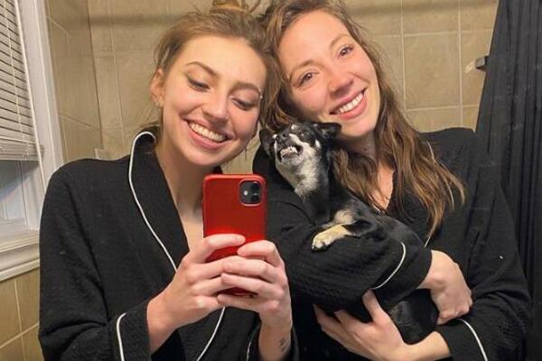 DVE DEVOJKE IZ KANADE POSUMLJALE DA SU U SRODSTVU: A onda su URADILE OVO i objavile PRAVU ISTINU