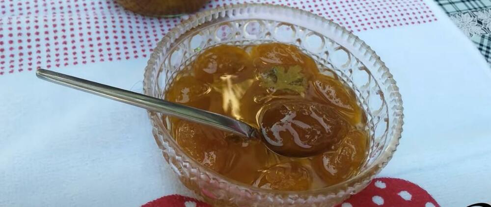 Bakin recept za slatko od šljiva koje vraća u detinjstvo: Na ovaj način pripreme svi smo zaboravili, a najbolji je