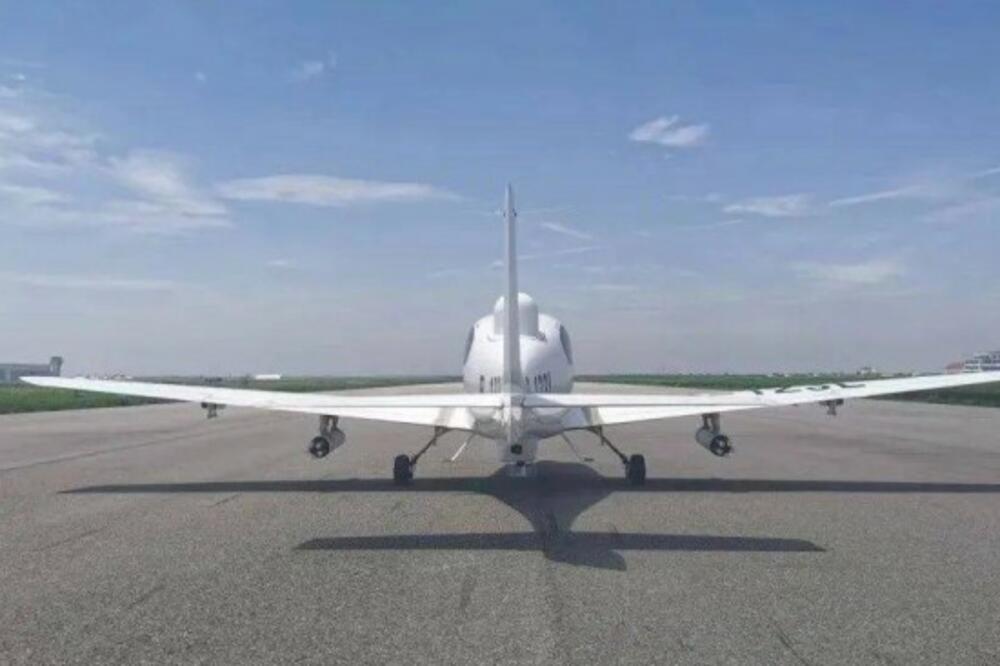 ZBOG PIJANOG PUTNIKA AVION MORAO DA PRINUDNO SLETI U GRČKU: Od ranije poznat policiji, putovao s lažnim ispravama