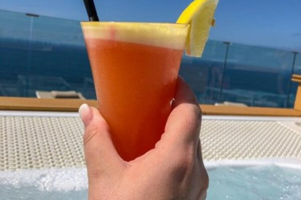 SE*S NA PLAŽI! Ovaj napitak vam to i PRUŽA, obožavaćete ga (RECEPT)