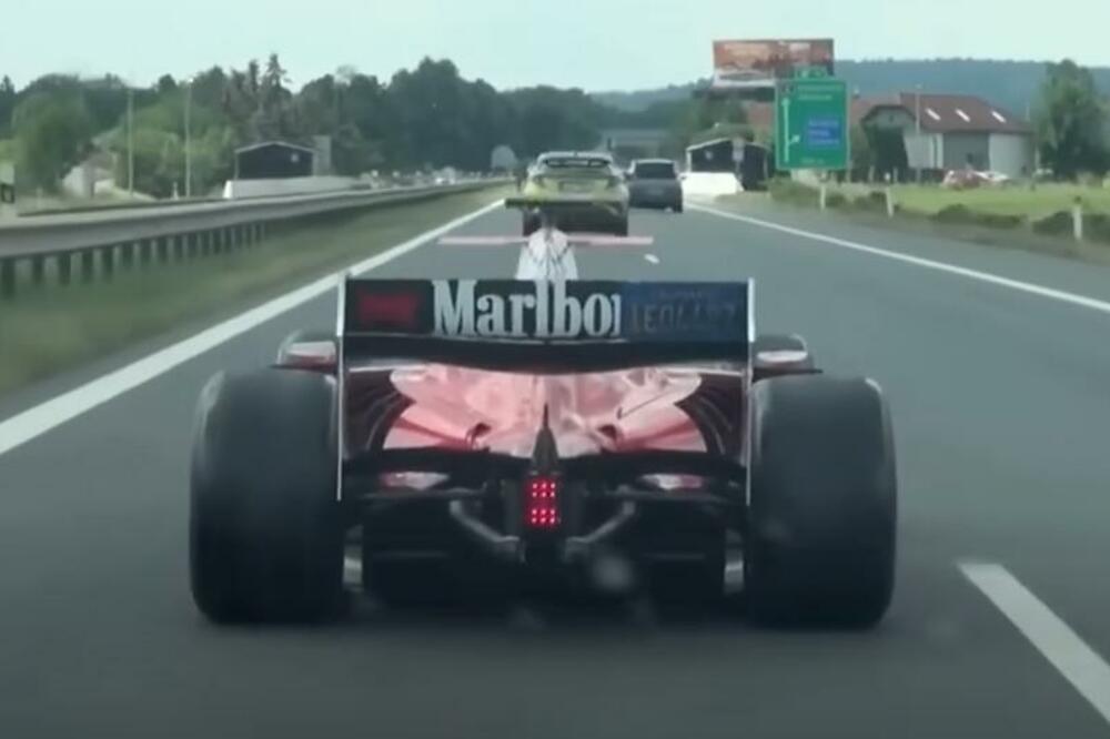 VOZAČI NISU MOGLI DA VERUJU! Bolid Formule pojavio se gde nije smeo ni da pomisli da ide! (VIDEO)