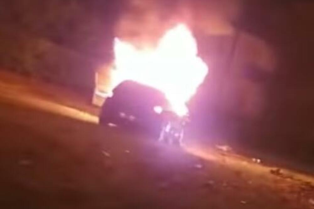 TREĆI POŽAR DANAS: Na parkingu kod Topole se ZAPALILO PUTNIČKO VOZILO