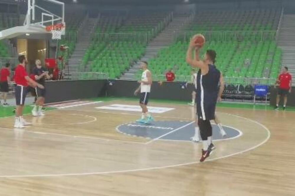 ORLOVI TRENIRALI U STOŽICAMA: Košarkaši Srbije osetili koševe u dvorani, sve je spremno za spektakl! (VIDEO)