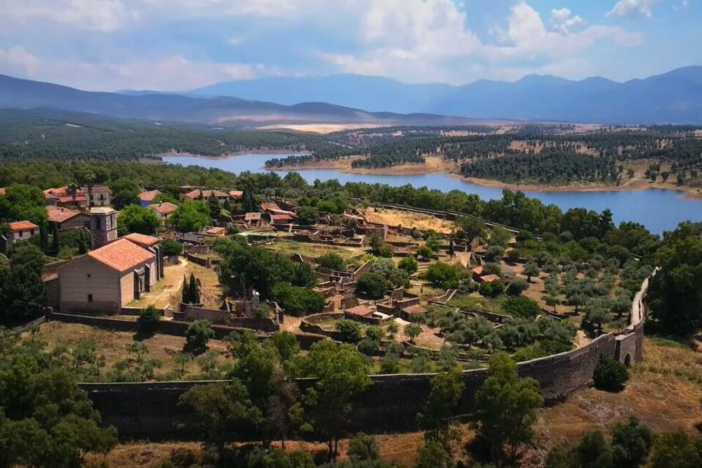 EVROPSKI GRAD BESPOTREBNO EVAKUISAN? Građani pretrpeli UŽASNU traumu BEZ RAZLOGA! (VIDEO)