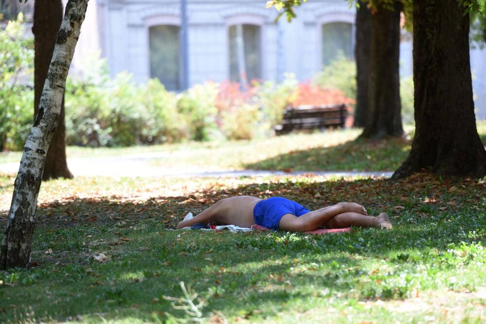 Spremite se za tropske vrućine, biće pakleno! RHMZ izdao hitno upozorenje