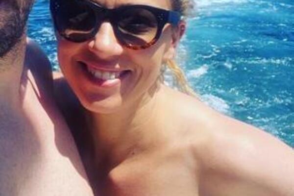 IZAŠLA VRELA SLIKA ŽENE GORANA KIČIĆA! U ovakvom izdanju je još niste videli (FOTO)