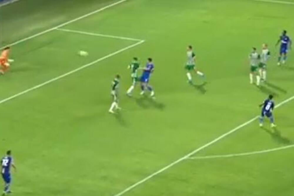 BOMBAAA! Kanga, Kanga, KANGA! PREOKRET ZVEZDE! (VIDEO)