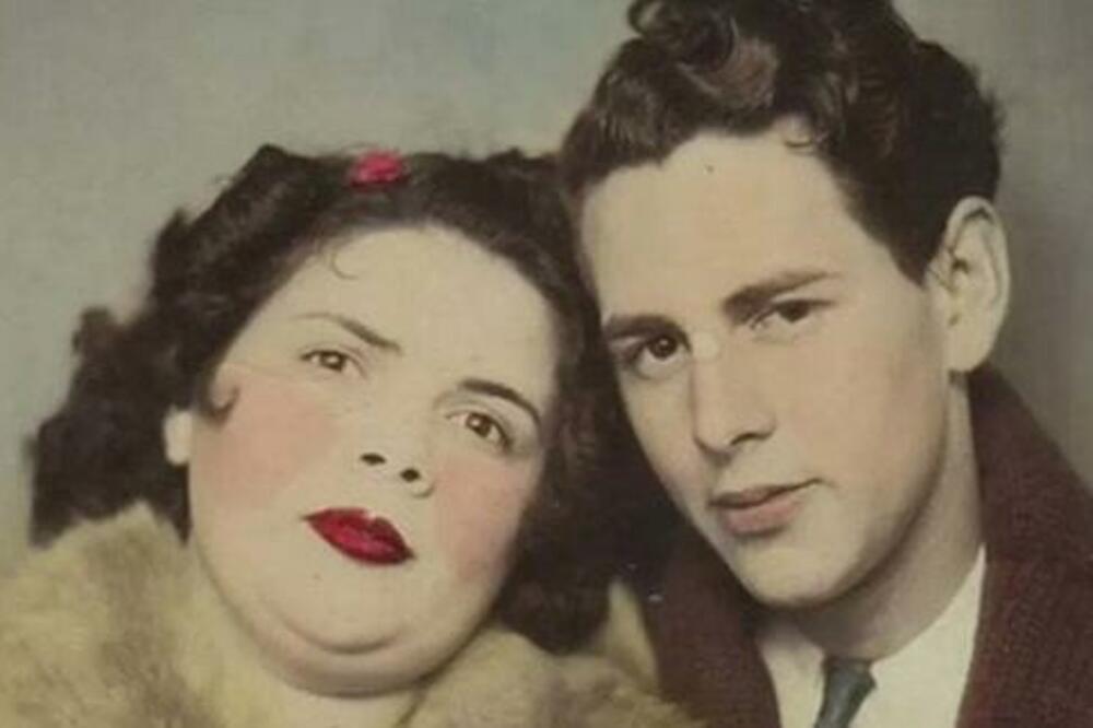 NAIZGLED DELUJE KAO OBIČNA FOTOGRAFIJA A USTVARI...: Ovaj LJUBAVNI PAR krije JEZIVU TAJNU, NAJEŽIĆETE SE!