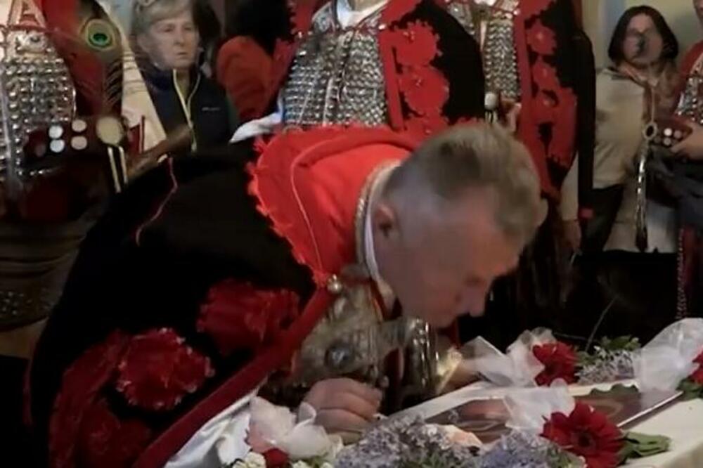 OBIČAJ KOJI SU SRBI IZ DALMACIJE DONELI SA SOBOM: Tradicija koja je stara nekoliko vekova (FOTO)