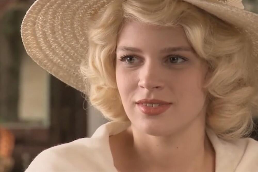 "DUNJICE, TO SAM JA... NEDA!" EVO GDE JE DANAS I ŠTA RADI ČUVENA GLUMICA: Umalo da padne u zaborav! (FOTO)