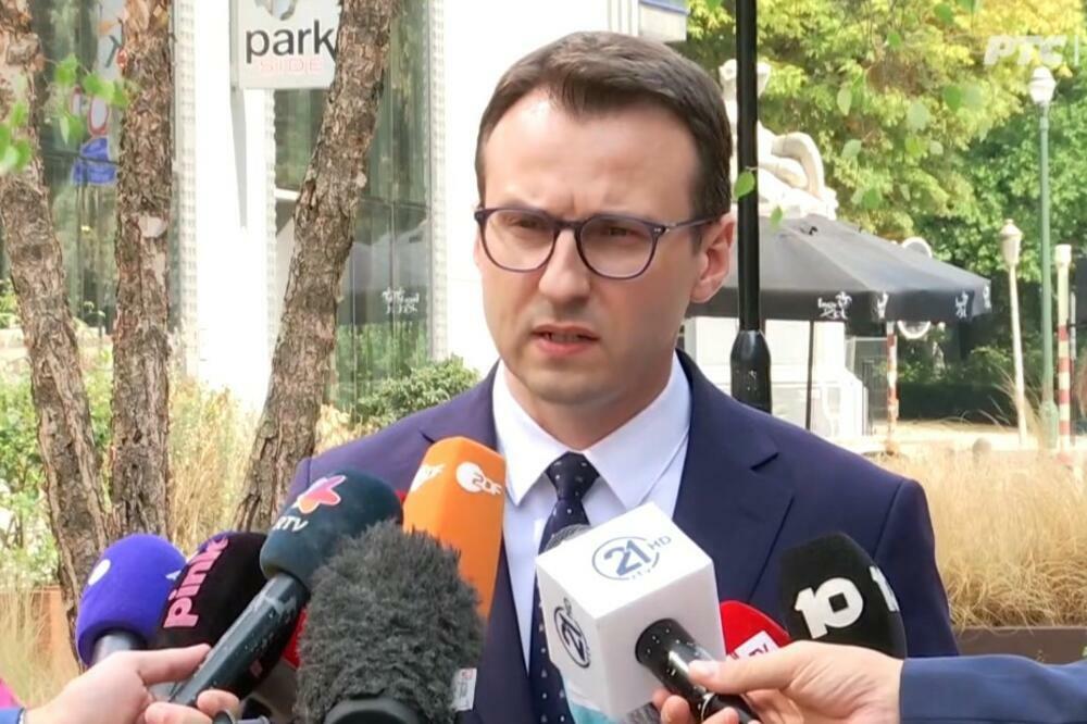 Petković: Tražimo da za tablice dogovor bude po istom principu kao i za lične karte