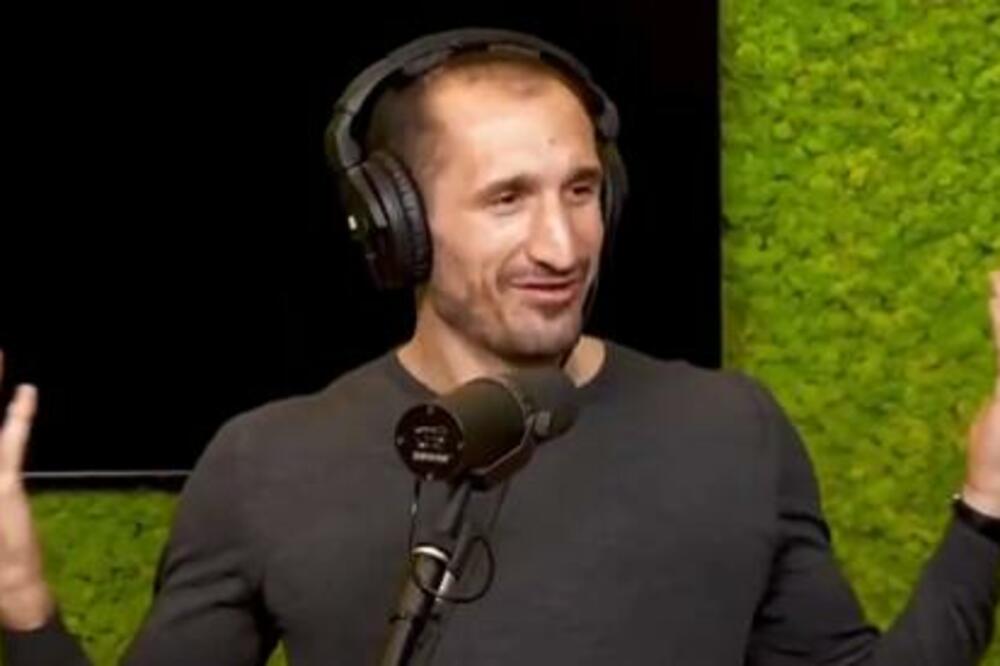 "FUDBALERI LAKO ODVODE ŽENE U KREVET? Pa da, pogledajte mene, RUŽAN SAM K'O KUGA!" (VIDEO)