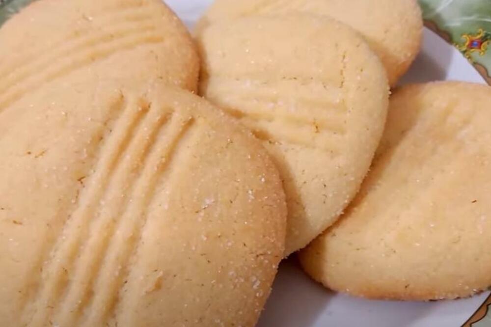 RECEPT ZA SIROTINJSKI KOLAČ KOJI SU NAŠI STARI OBOŽAVALI: Starinska poslastica se TOPI U USTIMA, probajte je!