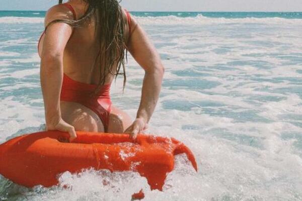 NAJPOZNATIJA ZVEZDA ONIH FILMOVA OTKRILA PO PRVI PUT: "Dobijala bih ovo svaki put, i SVE BIH OPET" (FOTO)