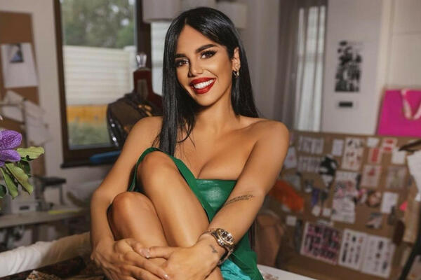 MAŠA TERZIĆ KONAČNO POKAZALA SINA! Jedan detalj o ocu deteta posebno intrigira (FOTO)