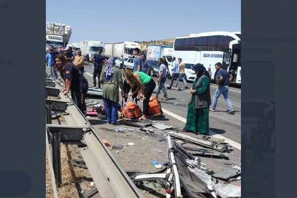 TRAGEDIJA U TURSKOJ: Prevrnuo se autobus, povređena 32 putnika, ima poginulih!