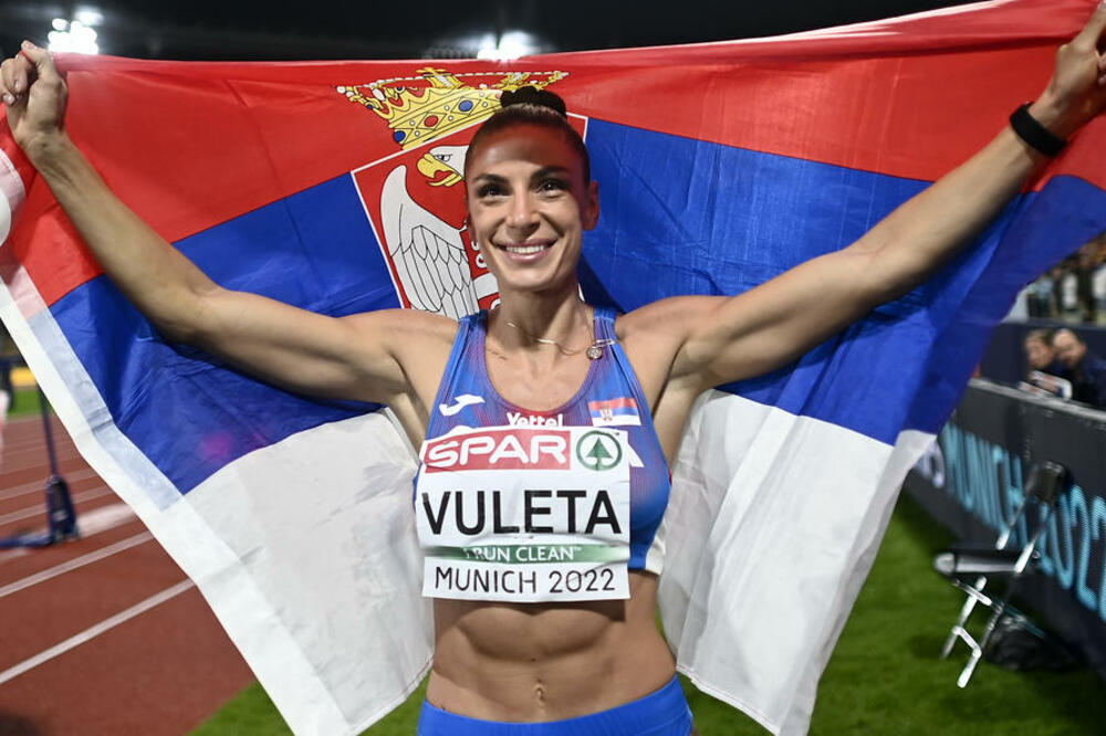 IVANA VULETA JE U FINALU: Sa 6,82 m doskočila do borbe za medalje! Milica Gardašević podbacila...