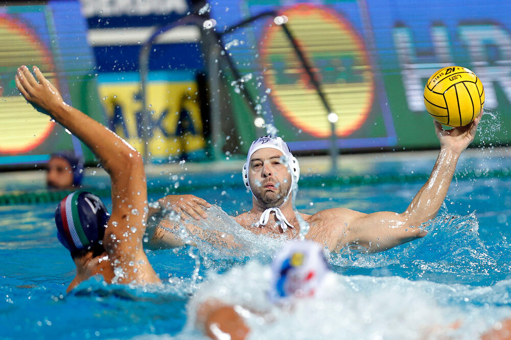 FILIPOVIĆ EMOTIVAN POSLE OPROŠTAJNOG MEČA: Uživanje je večeras bti Srbin i oprostiti se na ovakav način! (VIDEO)