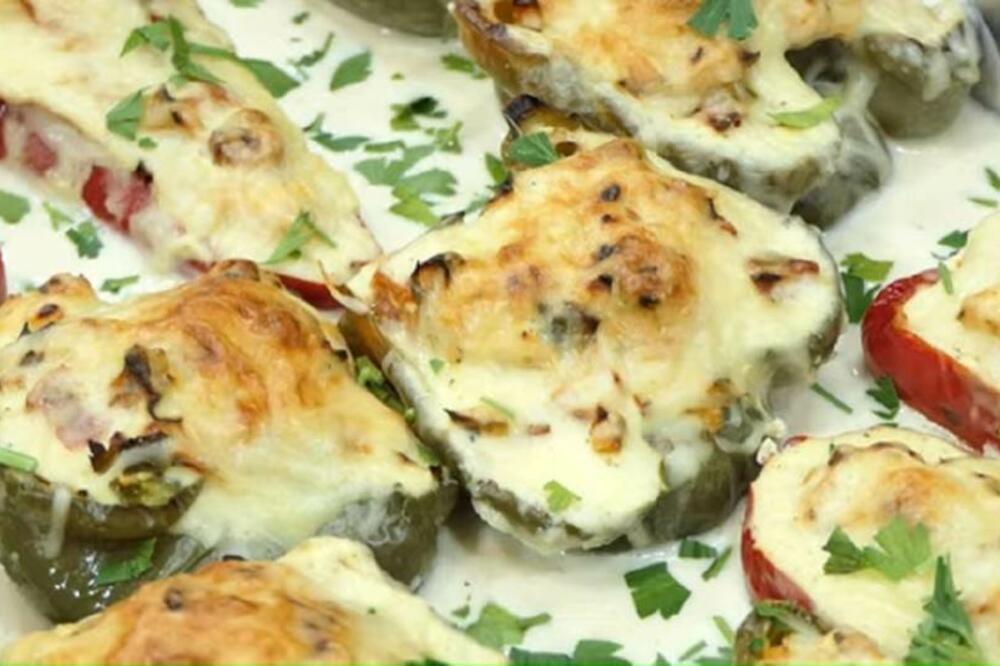 NAPUNITE PAPRIKE BELIM MESOM, I IMAĆETE RUČAK IZ SNOVA! Prelijte ih JOGURTOM, i poješćete ih najmanje 5 (VIDEO)