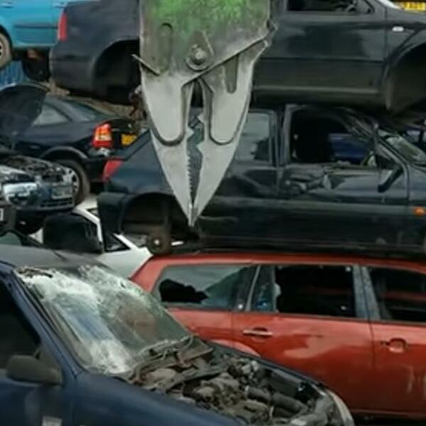 GROBLJE AUTOMOBILA: Na ovom mestu trune 10.000 američkih i evropskih klasika, prepušteni TUŽNOJ SUDBINI! (VIDEO)