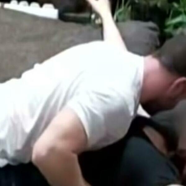 PRED LJUBAVNICOM MU OTKINULA JEZIK I RAZVALILA VILICU: Lekar se šokirao kad je video OVO, naježićete se!