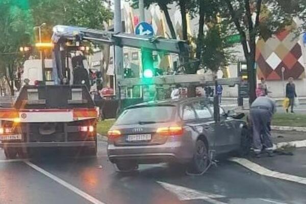 TEŽAK UDES U VIŠNJIČKOJ ULICI: Povređene žena i dve devojčice