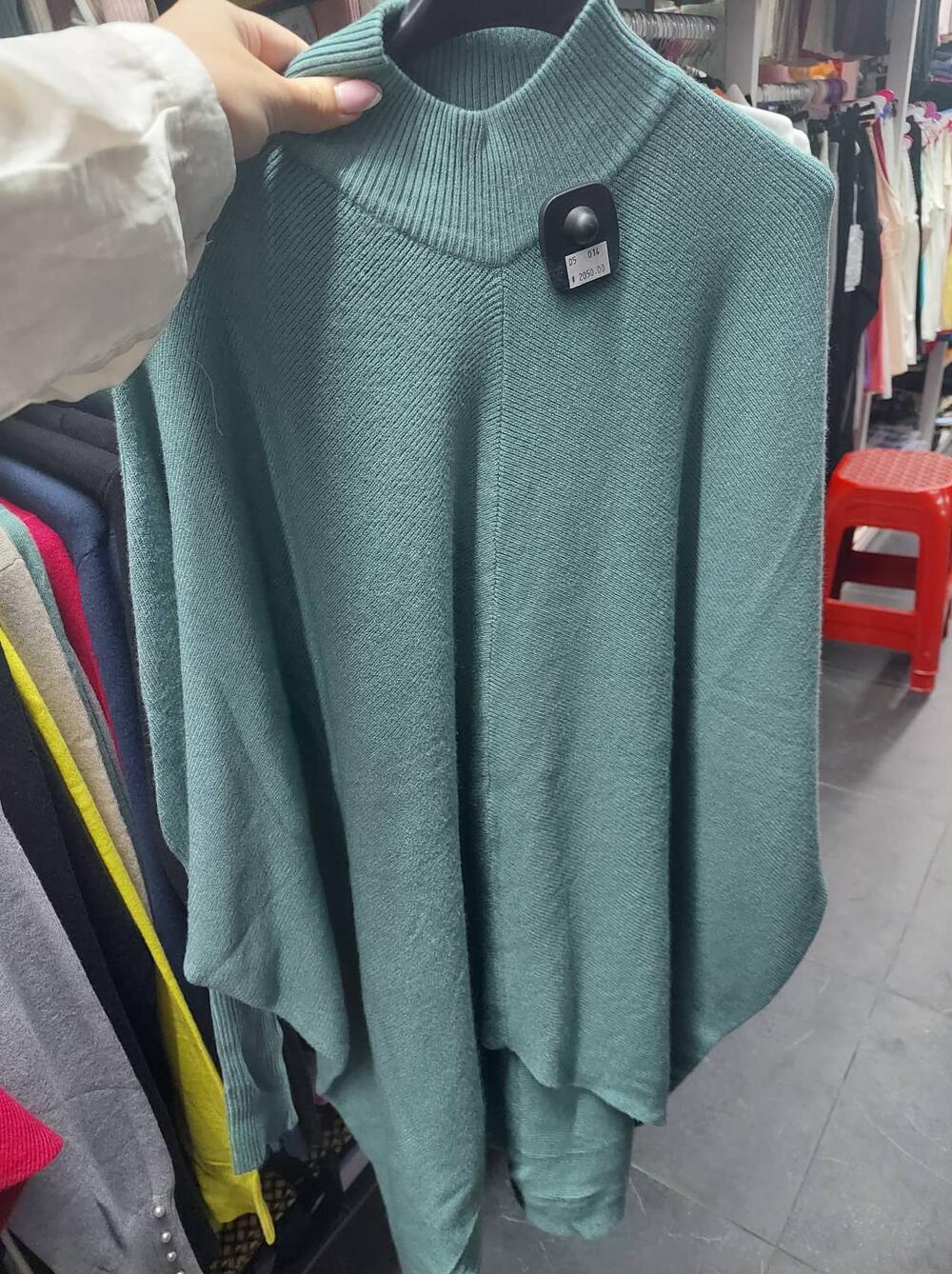 Kineski tržni centar, Kinezi, Kineska roba