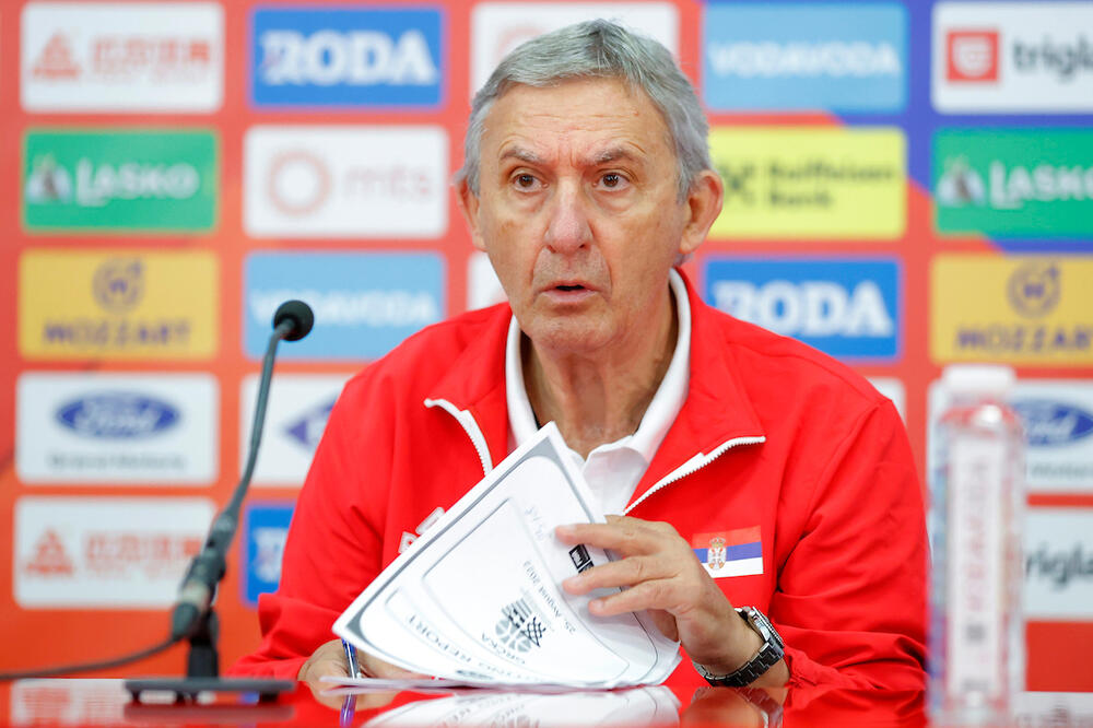 PEŠIĆ OTKRIO ŠTA SE DEŠAVALO U TABORU ORLOVA: Imali smo probleme, STRAŠNO mi je žao - pa rekao ono što smo čekali