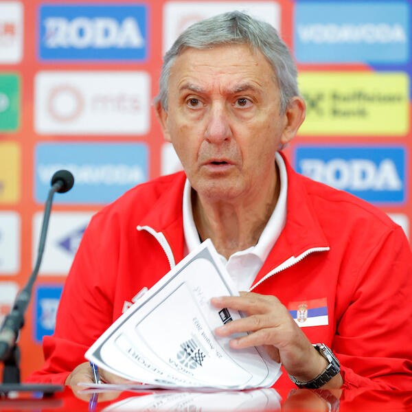 PEŠIĆ OTKRIO ŠTA SE DEŠAVALO U TABORU ORLOVA: Imali smo probleme, STRAŠNO mi je žao - pa rekao ono što smo čekali