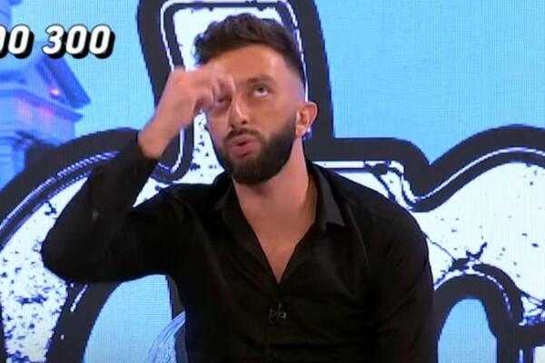 SKANDALOZNE SCENE NA PINKU U PROGRAMU UŽIVO: Voditelj se KRSTIO sve vreme, desila se VRADŽBINA, ZAKLANI SU!