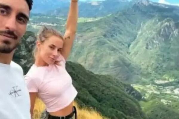 "NAŠA PROKLETA POSLEDNJA FOTOGRAFIJA": Muškarac napravio SELFI, a onda je usledio NEZAMISLIV HOROR! (FOTO)