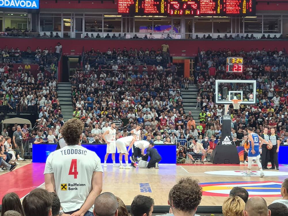 Košarkaška reprezentacija Srbije, Košarkaška reprezentacija Grčke