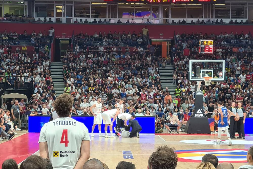 EVO KAKO JE IZGLEDAO TRENUTAK POVREDE VASE MICIĆA! Komentar Ražnatovića ŠOKIRAO JE SVE (VIDEO)