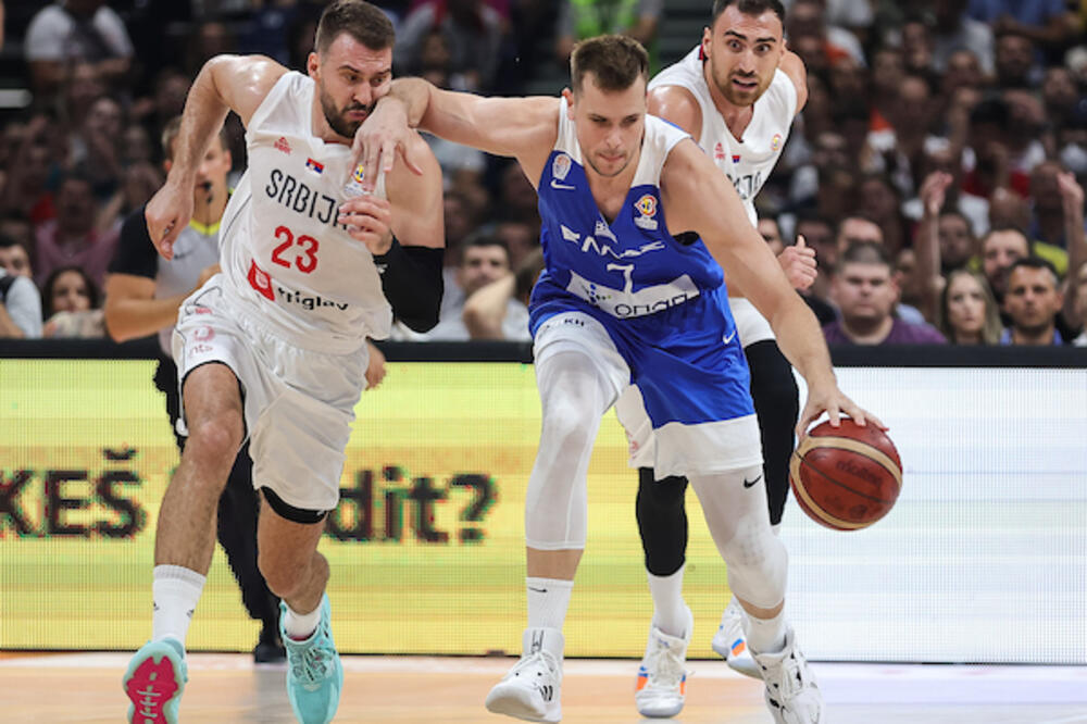 OTKUD SAD OVO? Velika promena u timu pred meč u Atini!